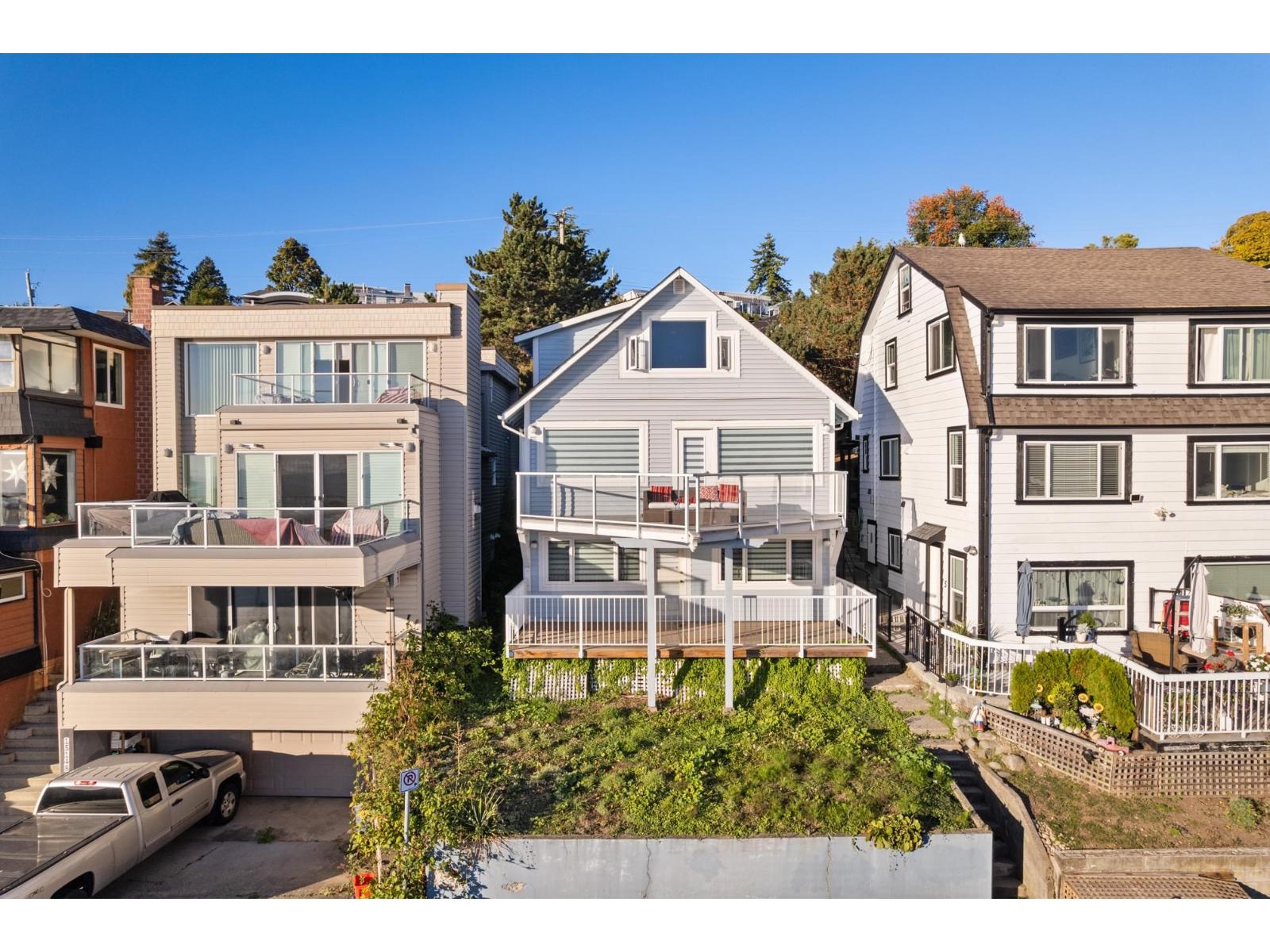 15152 VICTORIA AVENUE, White Rock