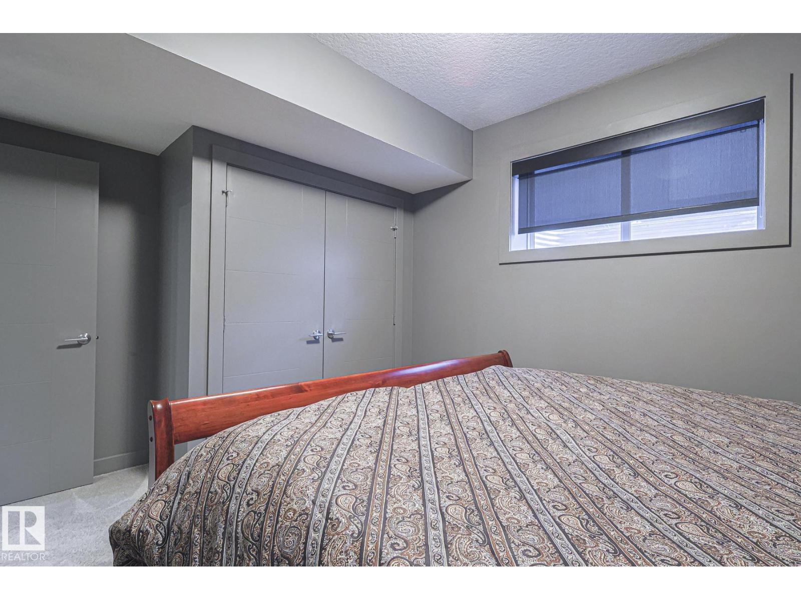 1116 HAINSTOCK GREEN GR SW, Edmonton