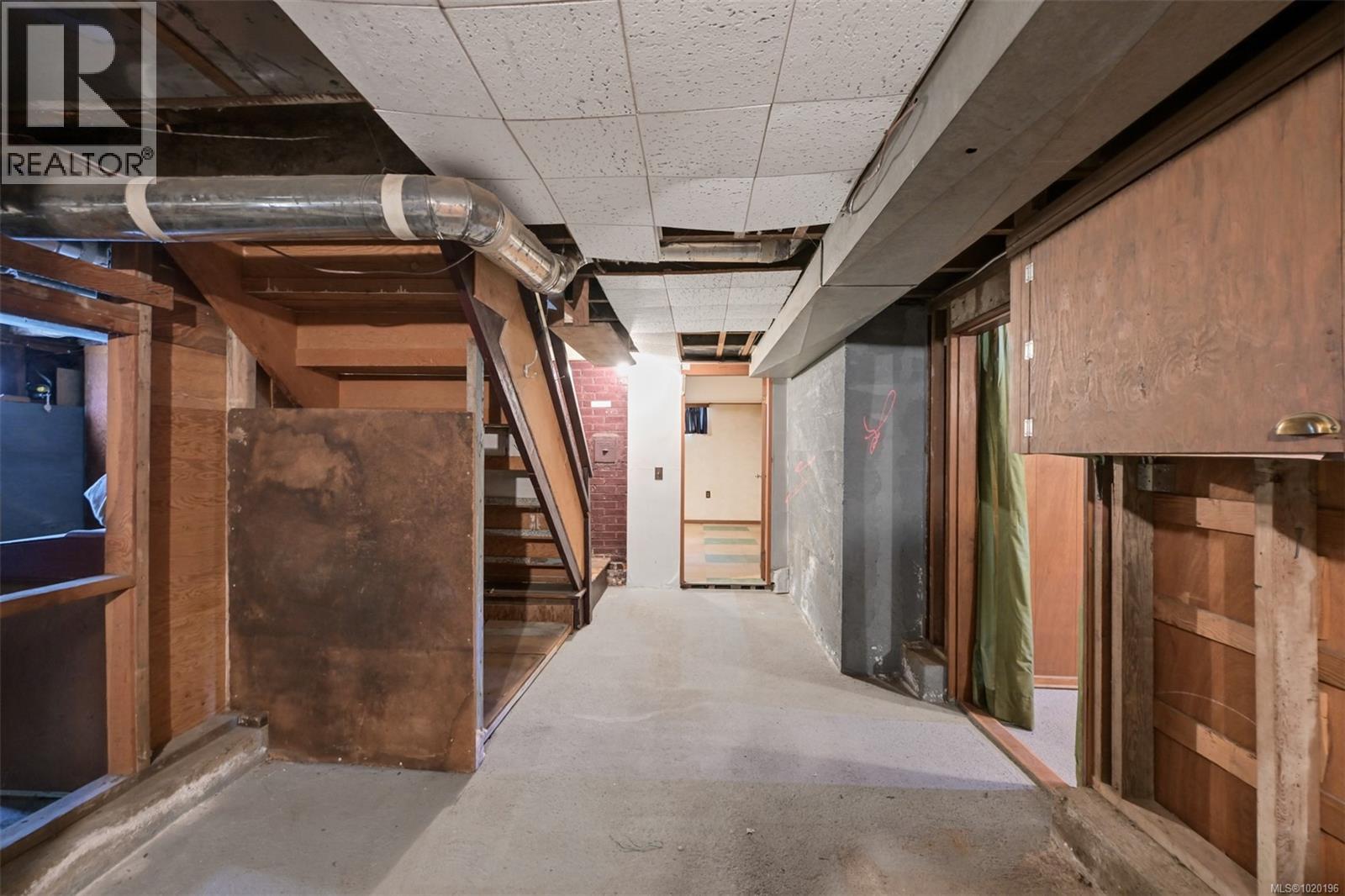  1233 Tattersall Drive, Saanich