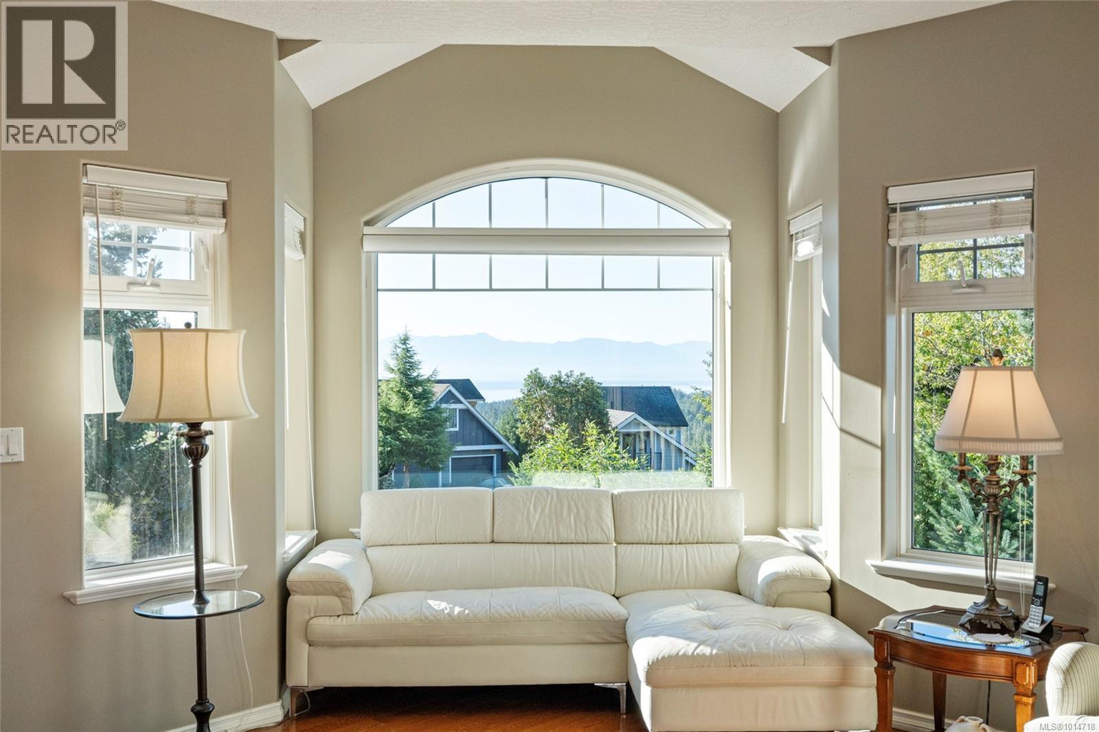 3556 Sun Hills, Langford