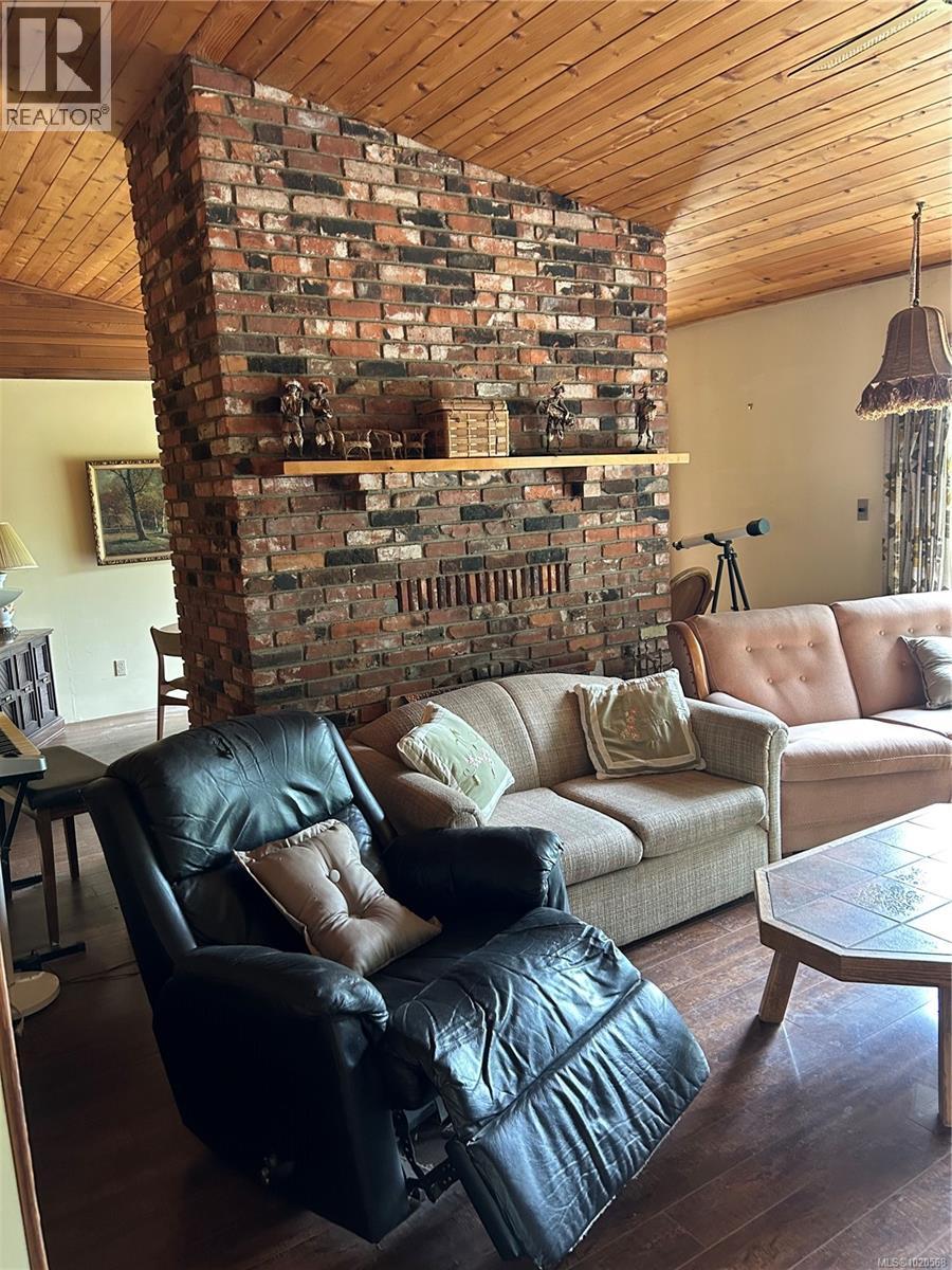 3358 Boyles Rd, Cobble Hill