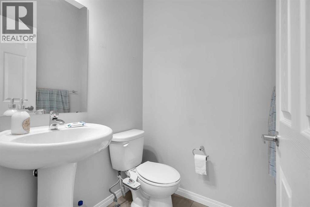 Single Family House for Sale in  Savanna Lane NE Saddle Ridge Calgary 