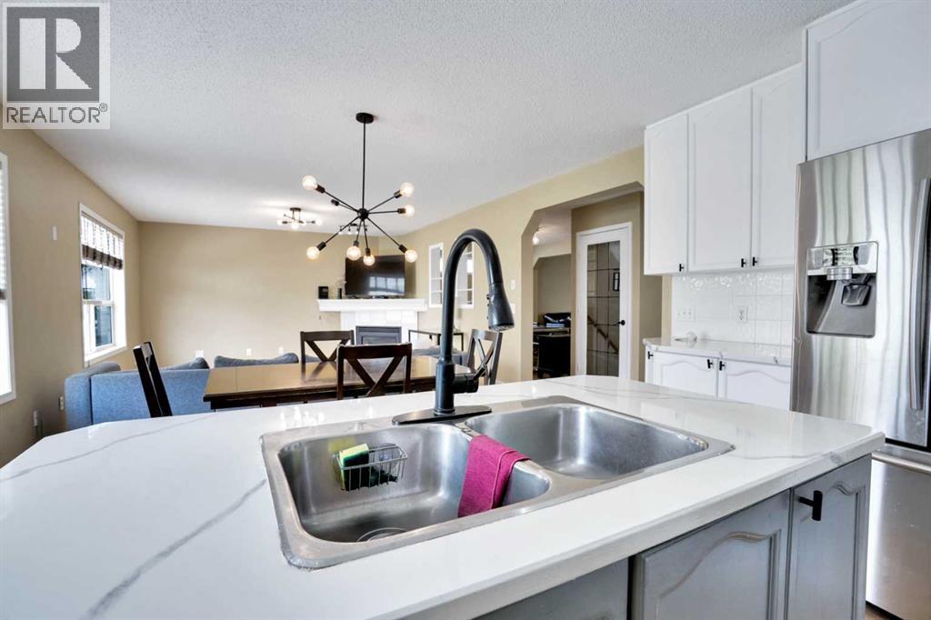 Single Family House for Sale in  Chaparral Drive SE Chaparral Calgary 