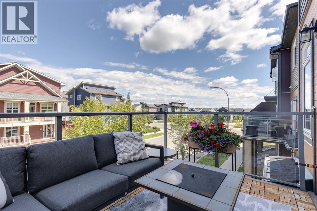 Single Family House for Sale in  Sage Bluff Gate NW Sage Hill Calgary 