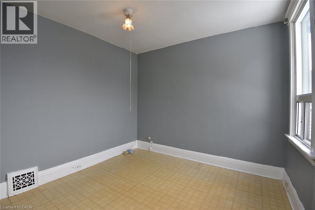 69 GAGE AVENUE N - 16