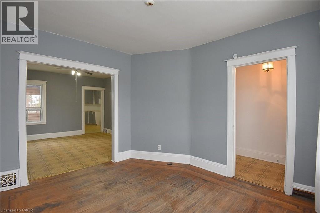 69 GAGE AVENUE N - 6