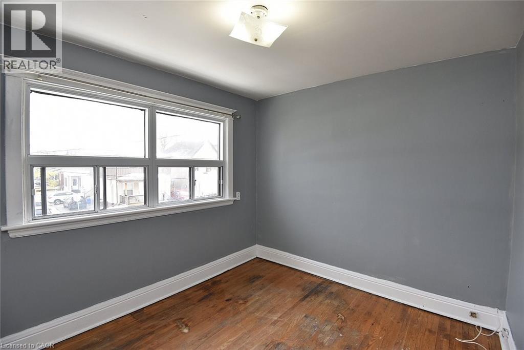 69 GAGE AVENUE N - 15