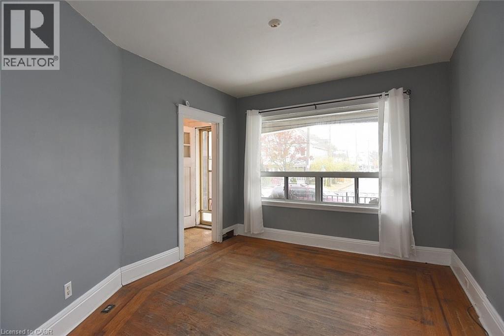 69 GAGE AVENUE N - 5