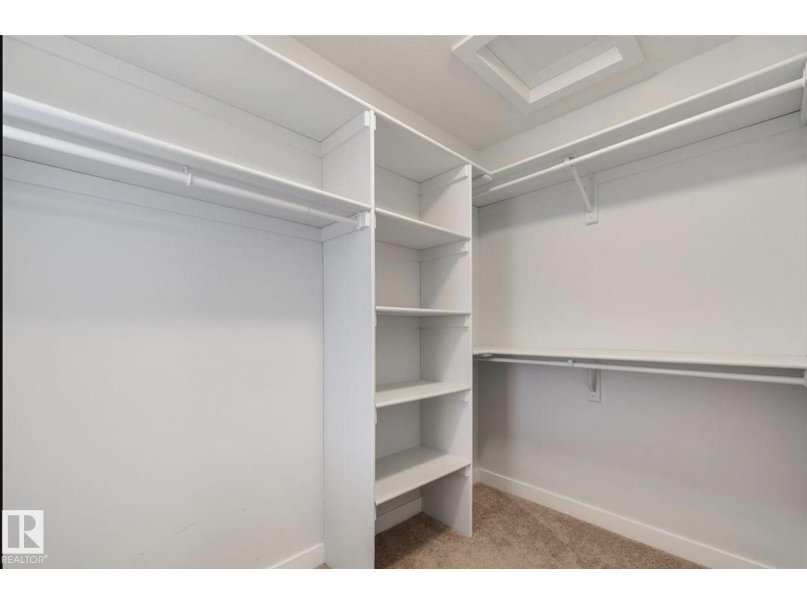 #35 723 172 ST SW, Edmonton