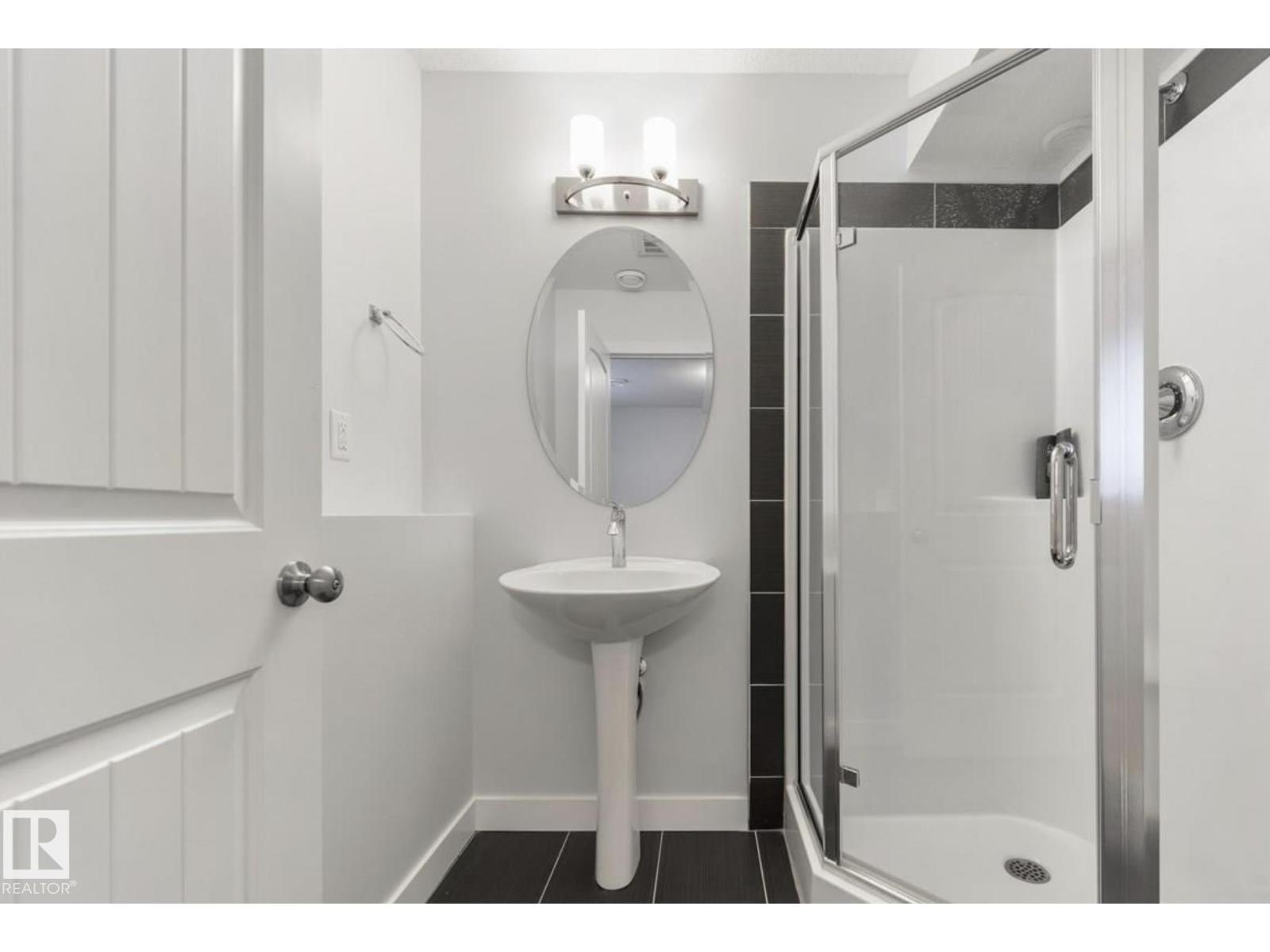 #35 723 172 ST SW, Edmonton