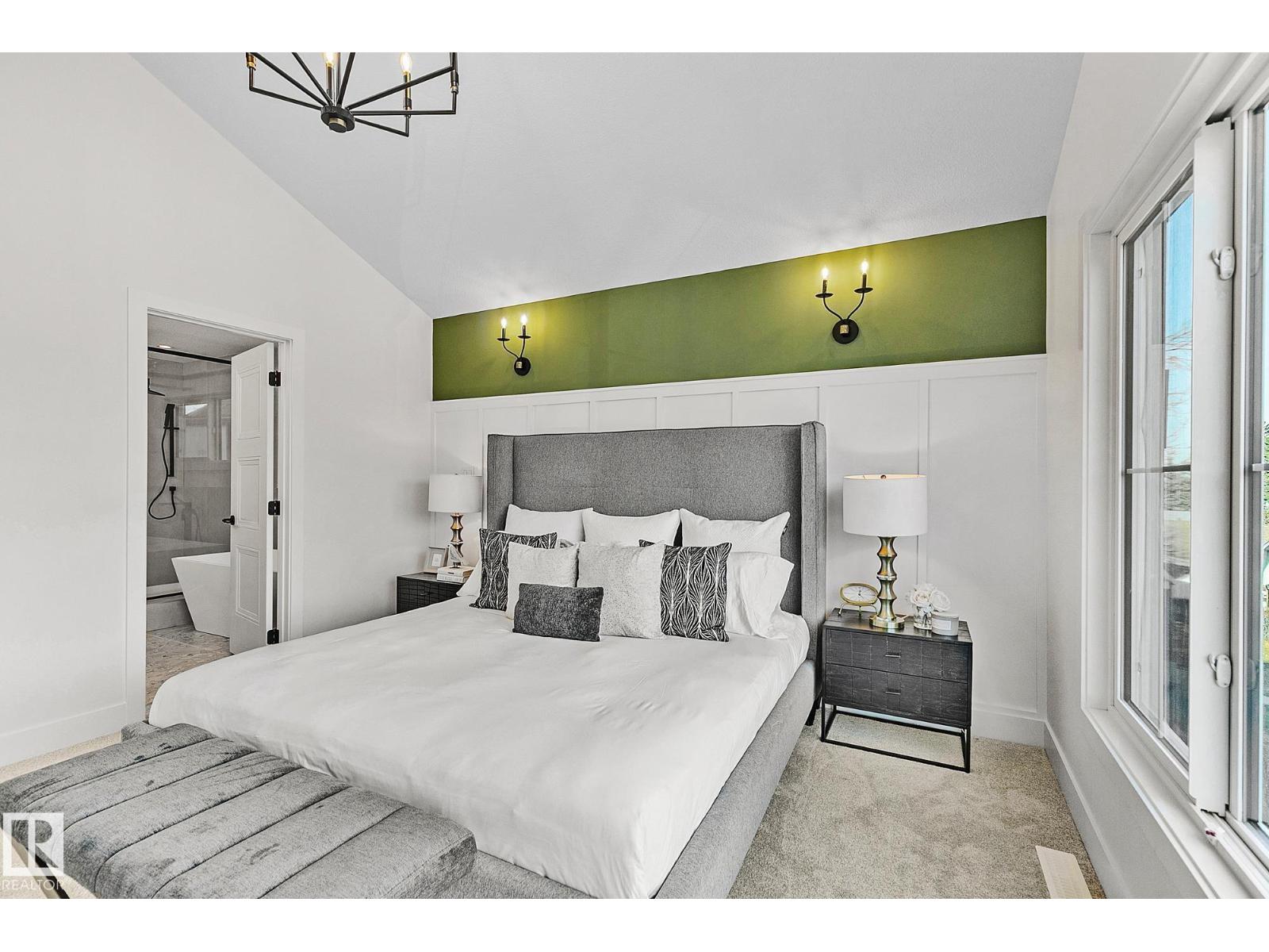 10404 70 ST NW, Edmonton