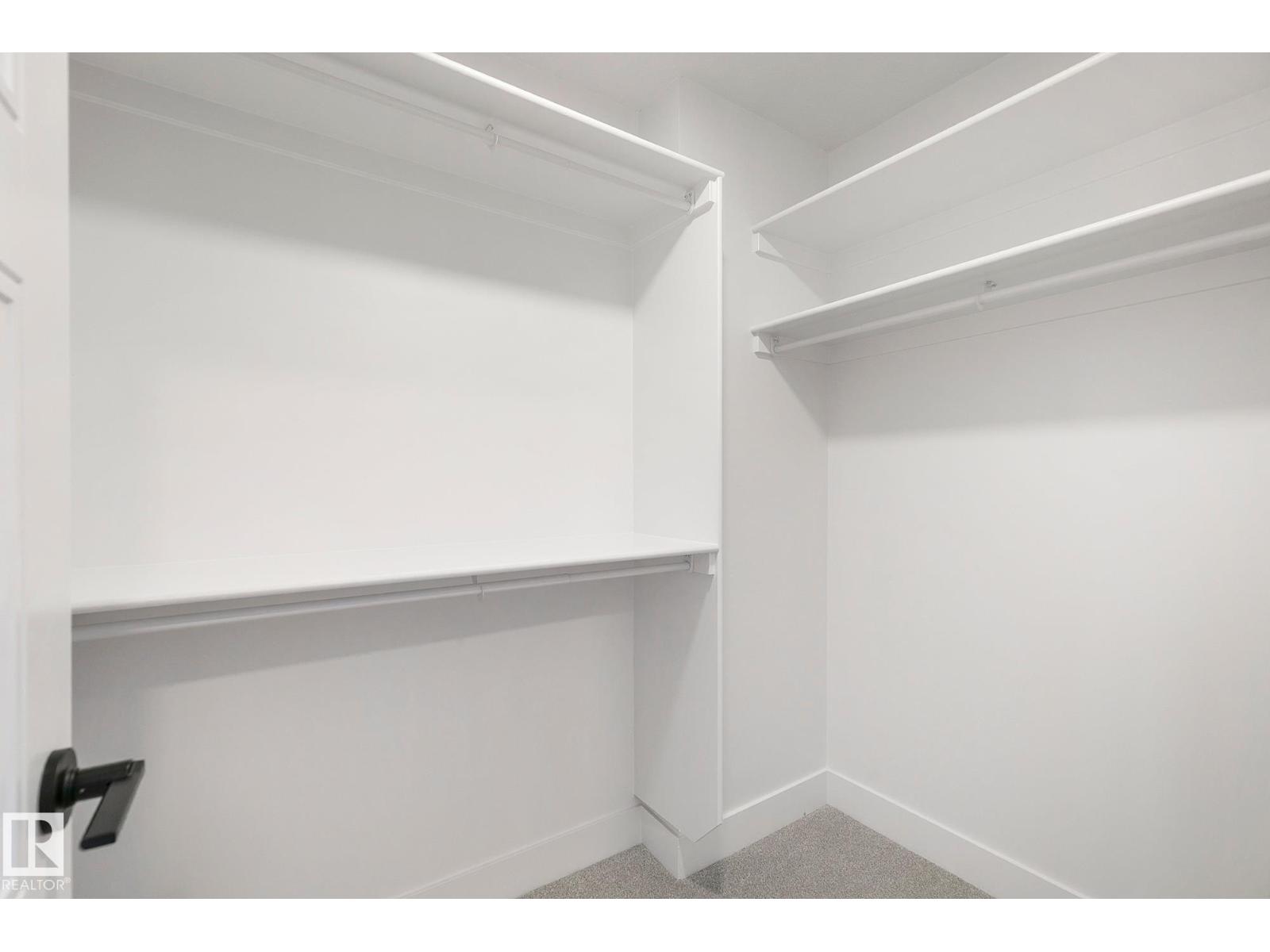 10404 70 ST NW, Edmonton