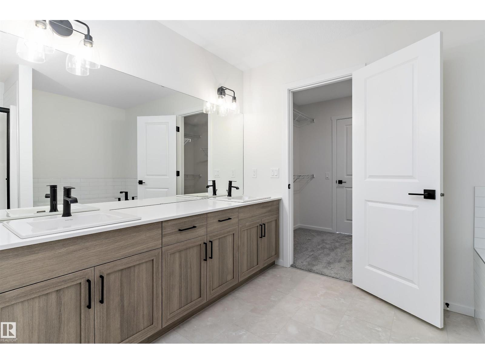 2382 Muckleplum Way SW, Edmonton