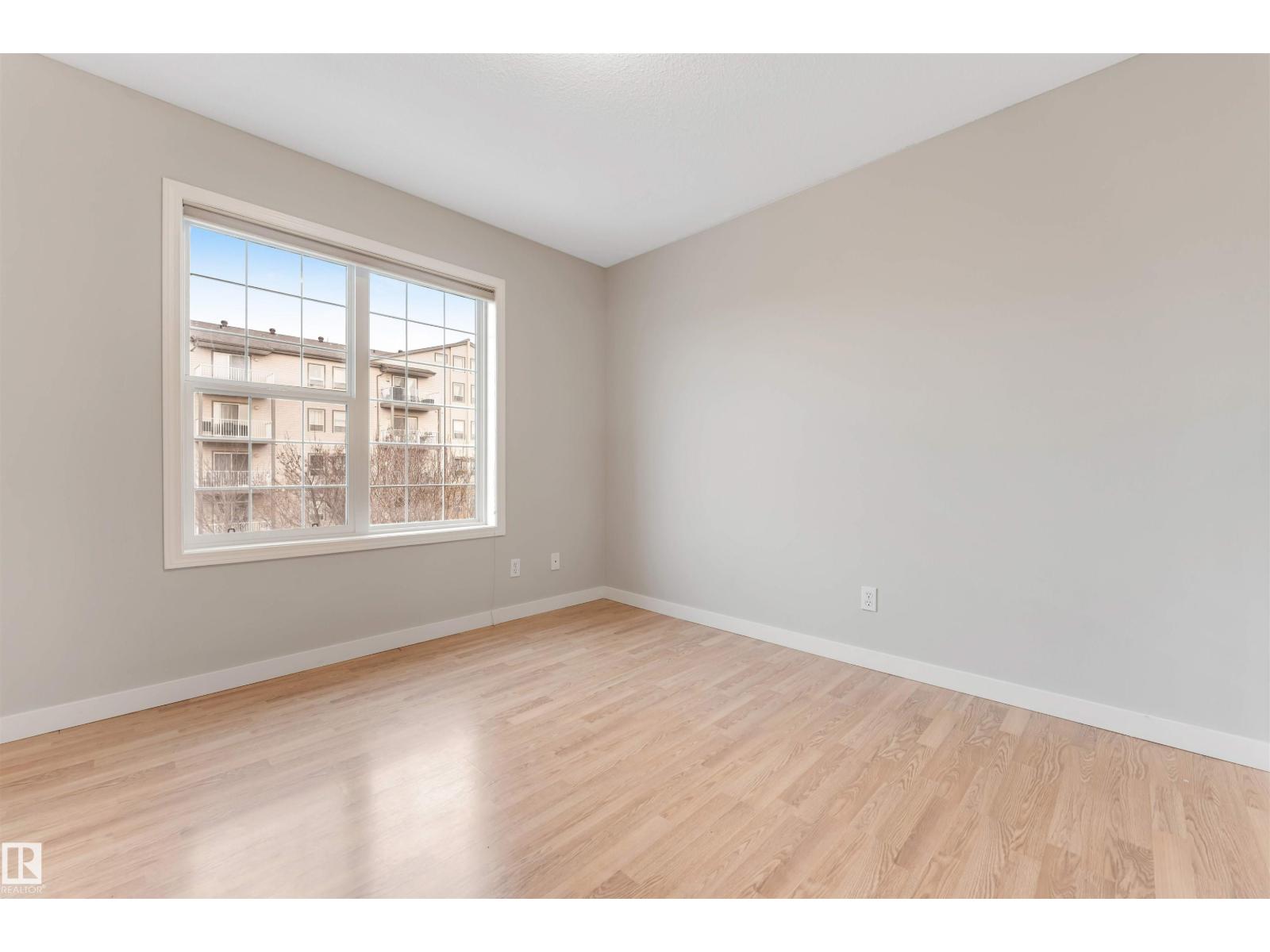 #11 150 EDWARDS DR SW, Edmonton