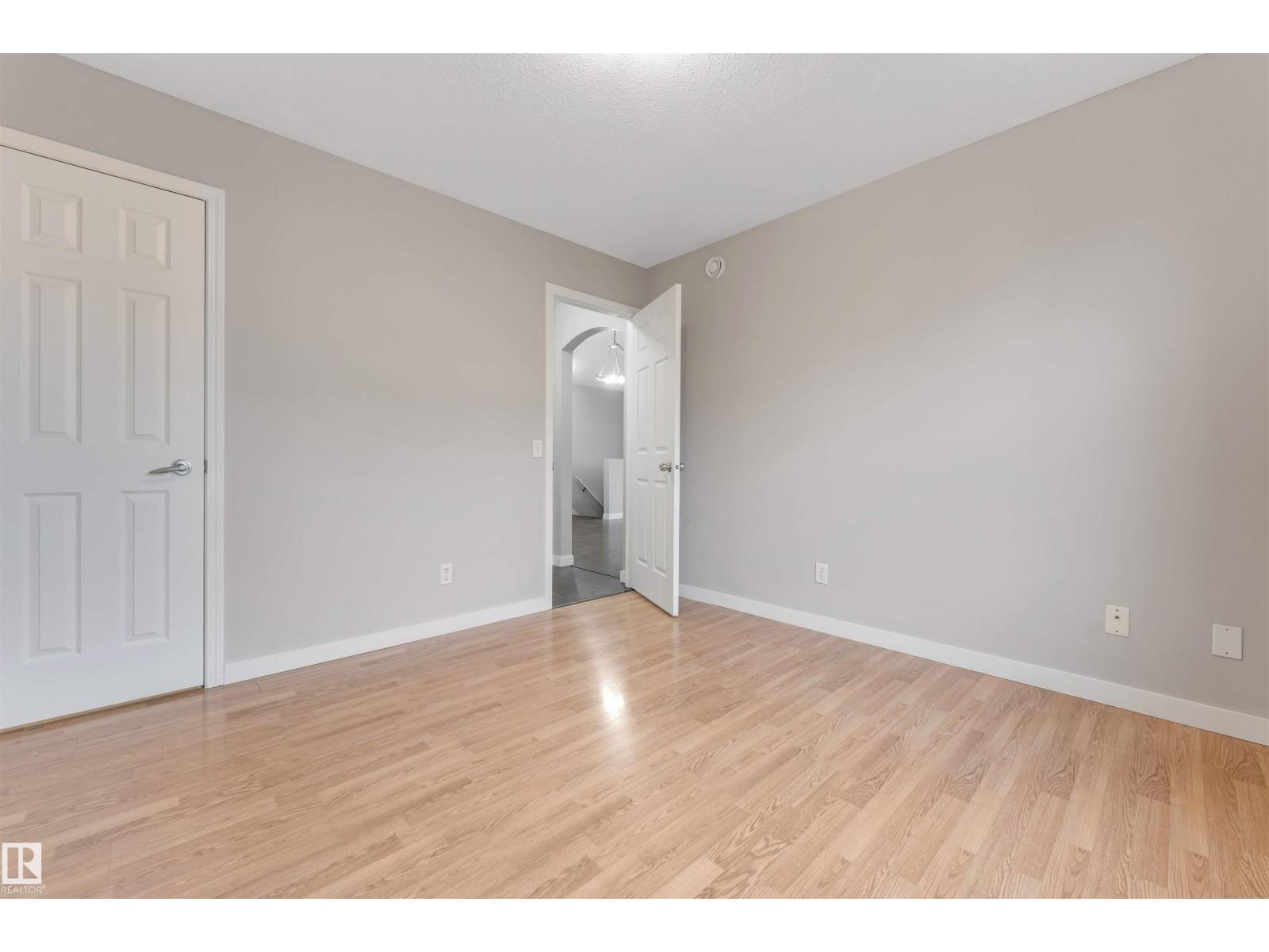 #11 150 EDWARDS DR SW, Edmonton