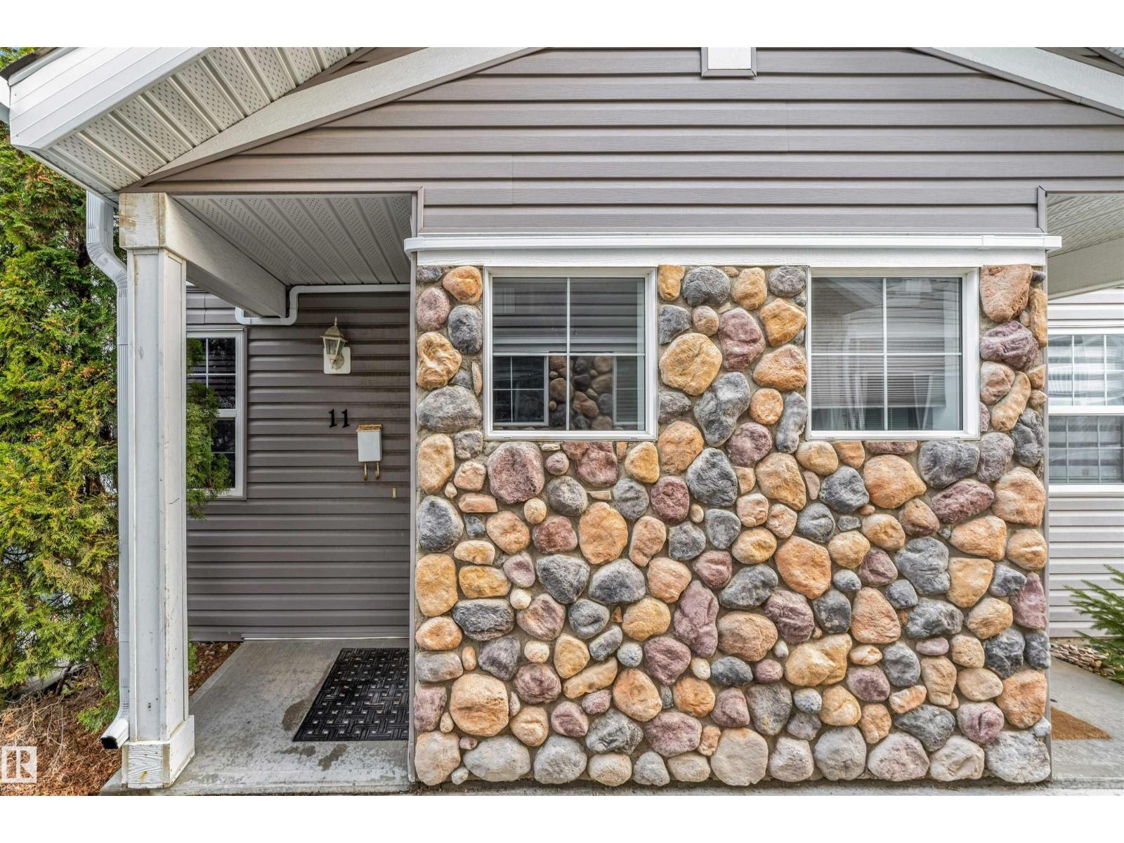 #11 150 EDWARDS DR SW, Edmonton