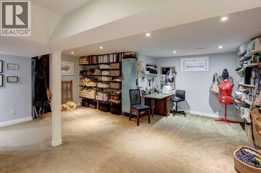 Single Family House 5 Level for Sale in  Hawkville Place NW Hawkwood Calgary 