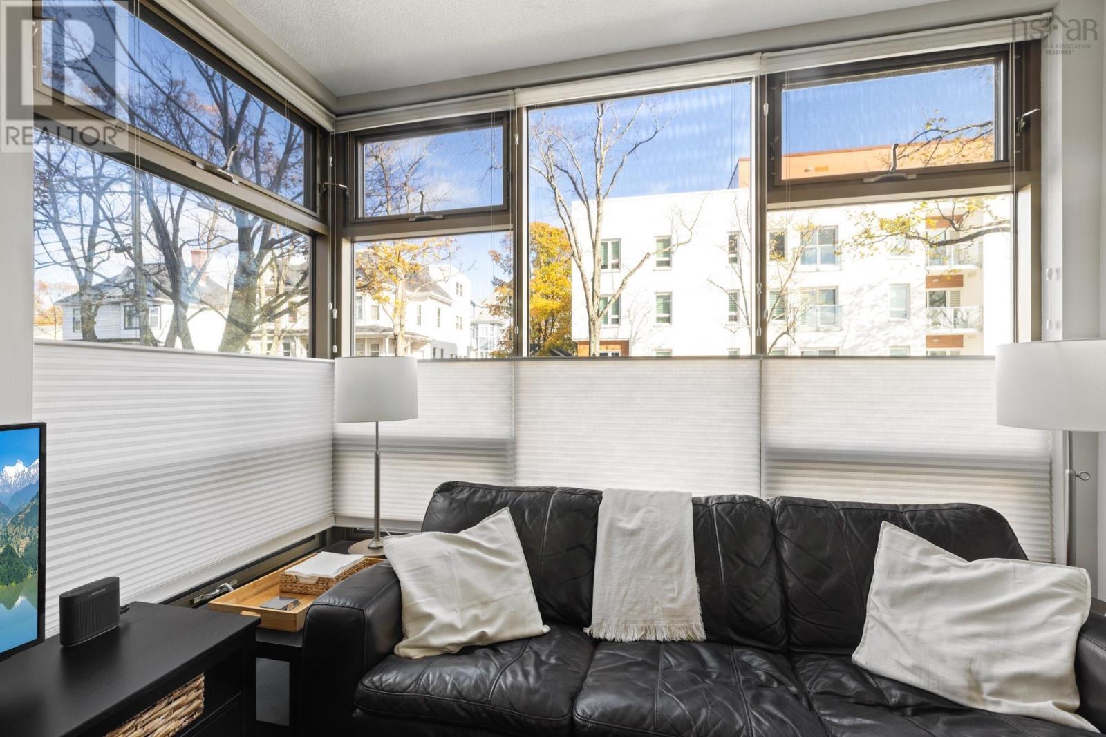 Property 8 of 22 of 202 6369 Coburg Road