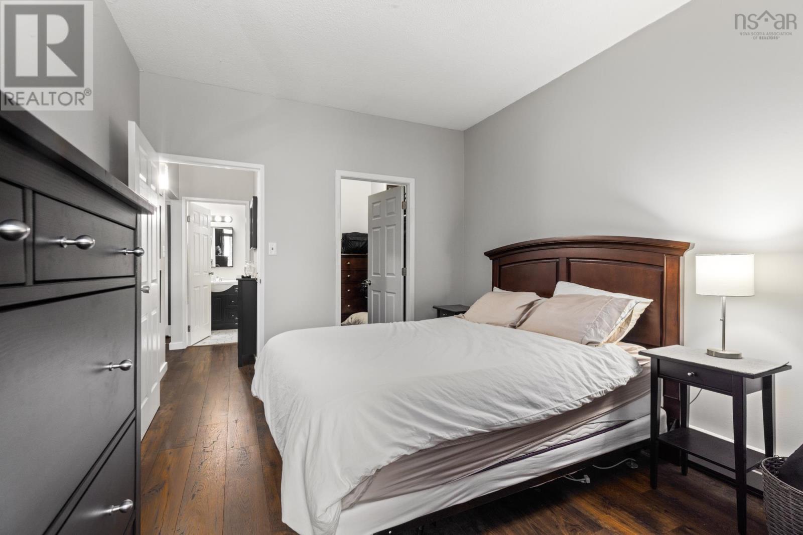 Property 10 of 22 of 202 6369 Coburg Road