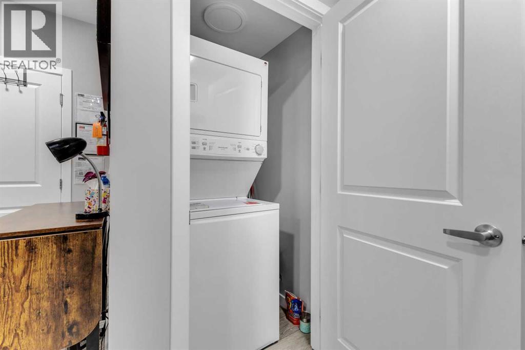 Single Family House for Sale in  Creekstone Circle SW Pine Creek Calgary 