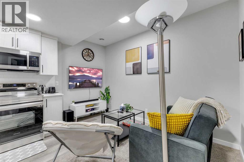 Single Family House for Sale in  Creekstone Circle SW Pine Creek Calgary 