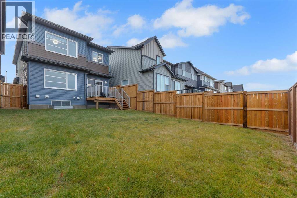 Single Family House for Sale in  Creekstone Circle SW Pine Creek Calgary 