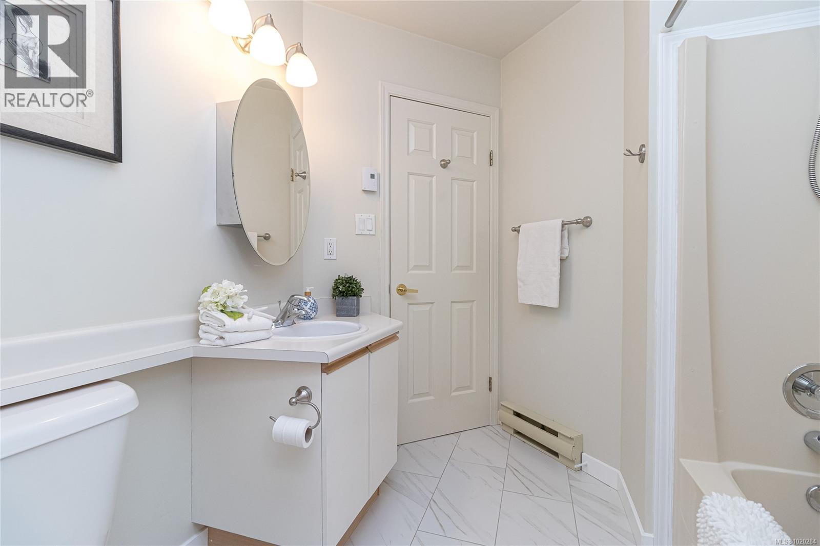 550 Fairways Pl, Cobble Hill