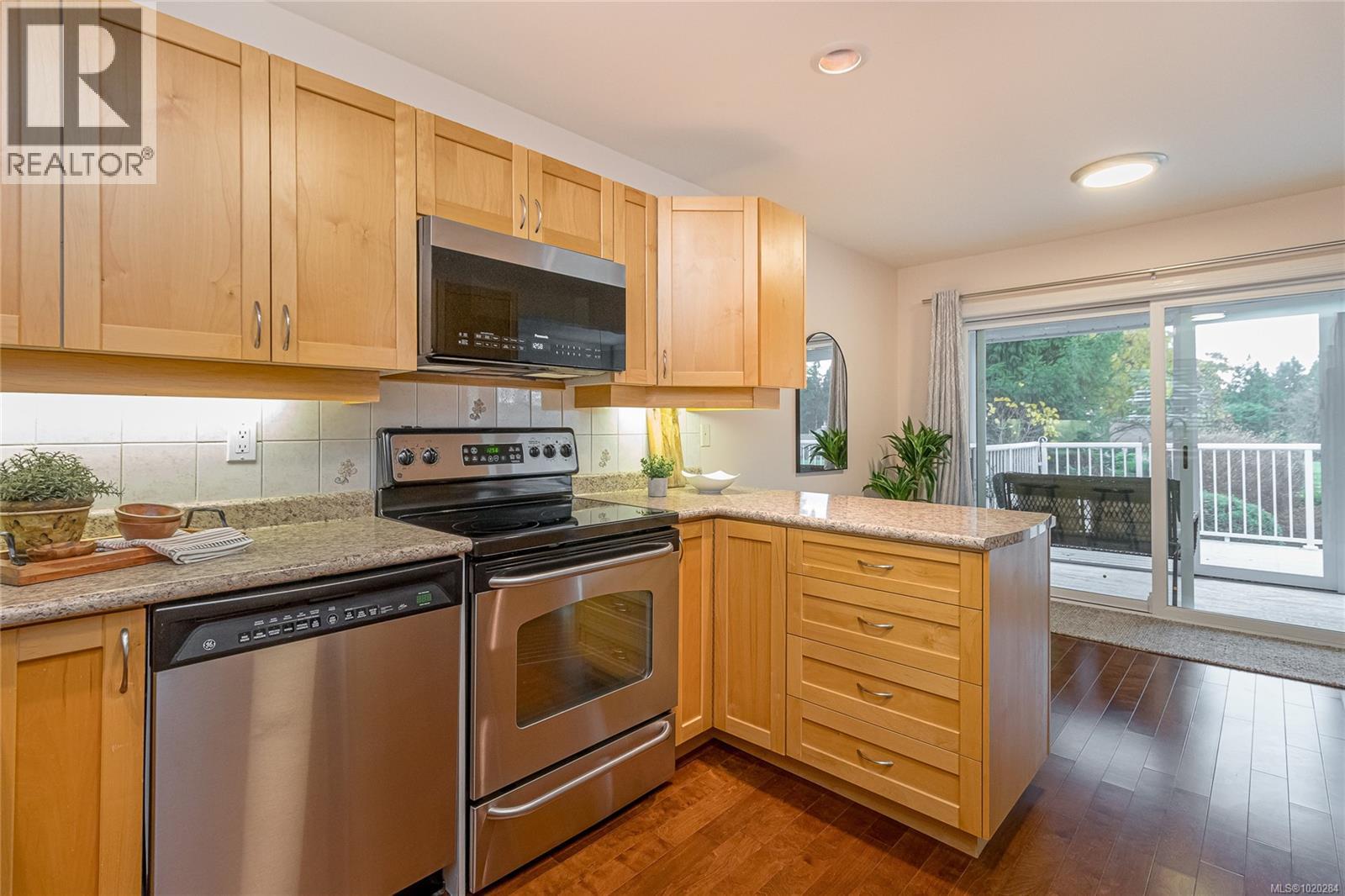 550 Fairways Pl, Cobble Hill