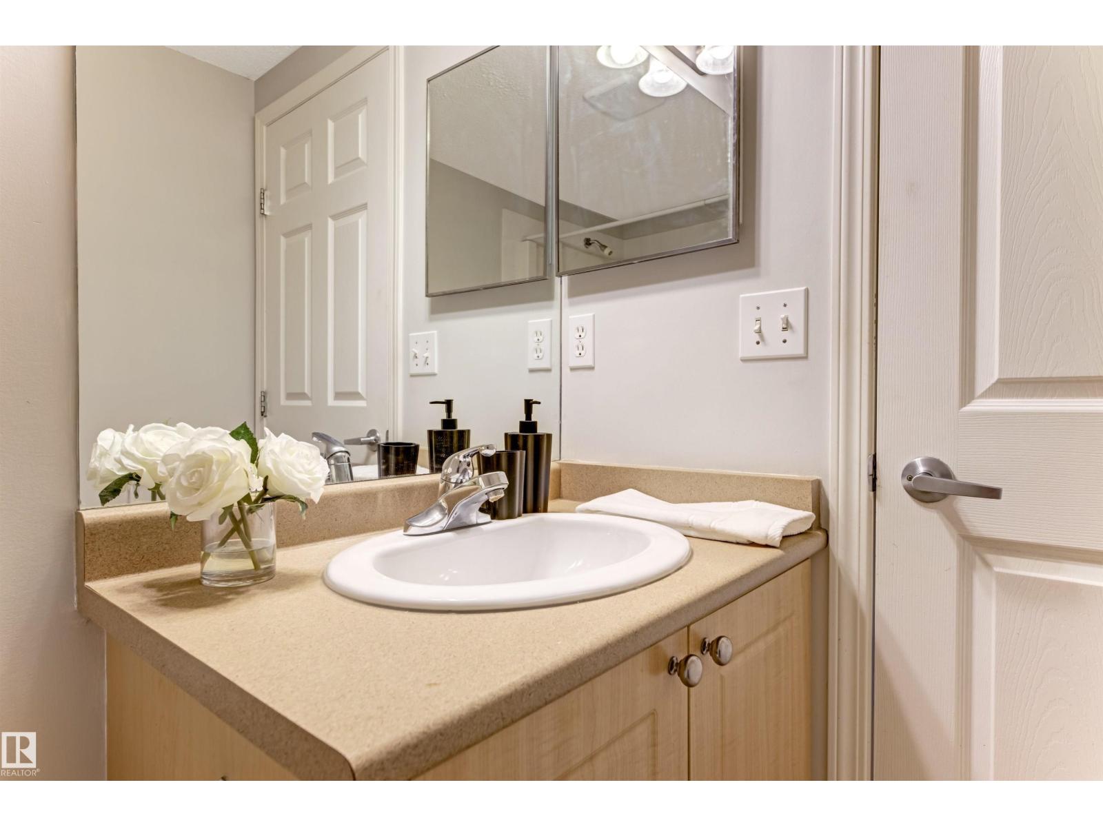 #412 630 MCALLISTER LO SW, Edmonton