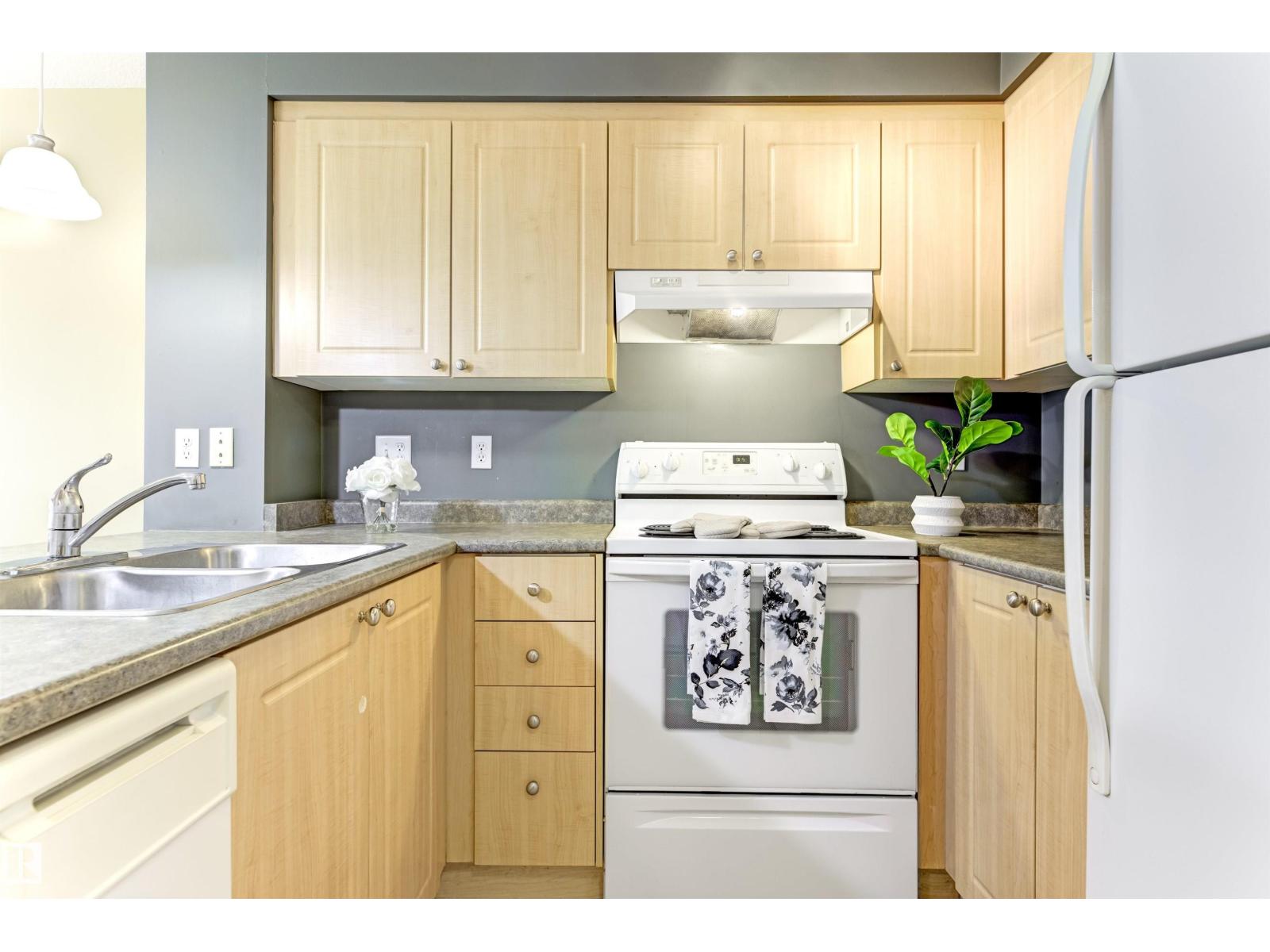 #412 630 MCALLISTER LO SW, Edmonton