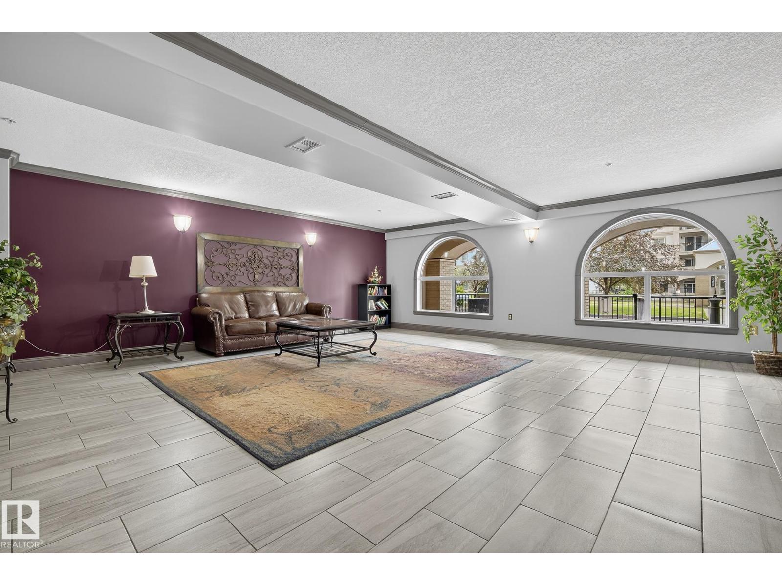 #202 13111 140 AV NW, Edmonton