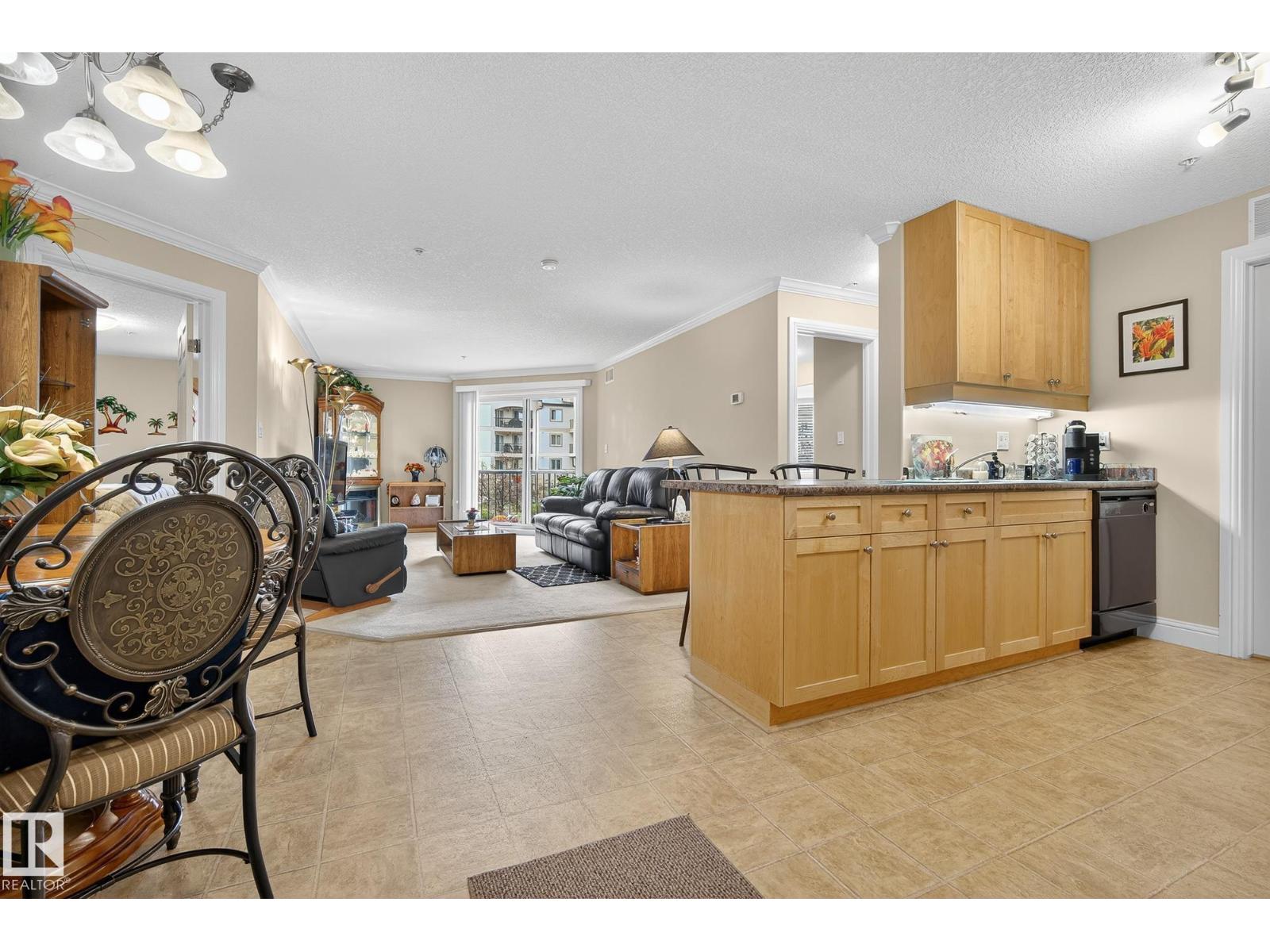 #202 13111 140 AV NW, Edmonton