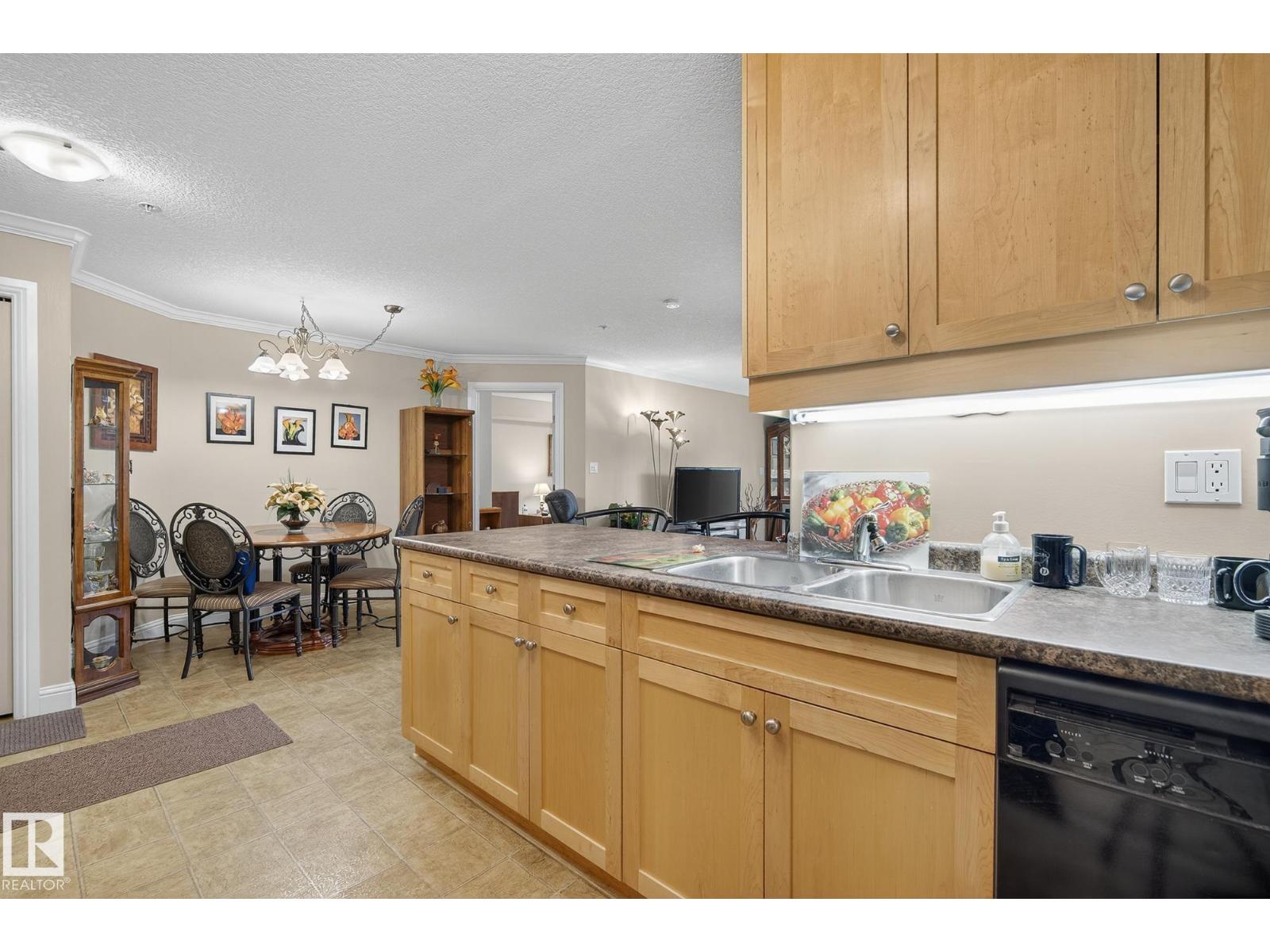 #202 13111 140 AV NW, Edmonton