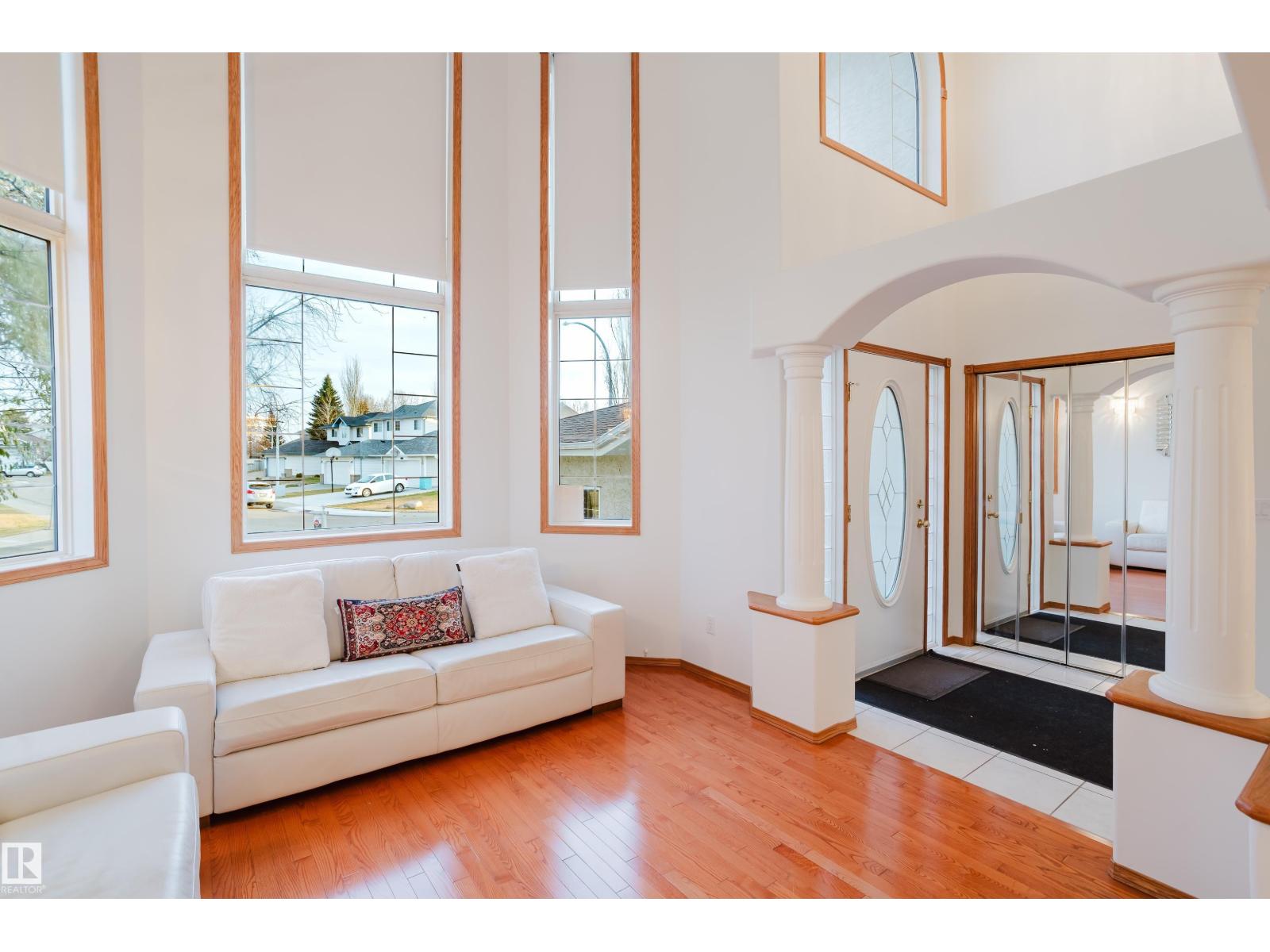 13054 158 AV NW, Edmonton