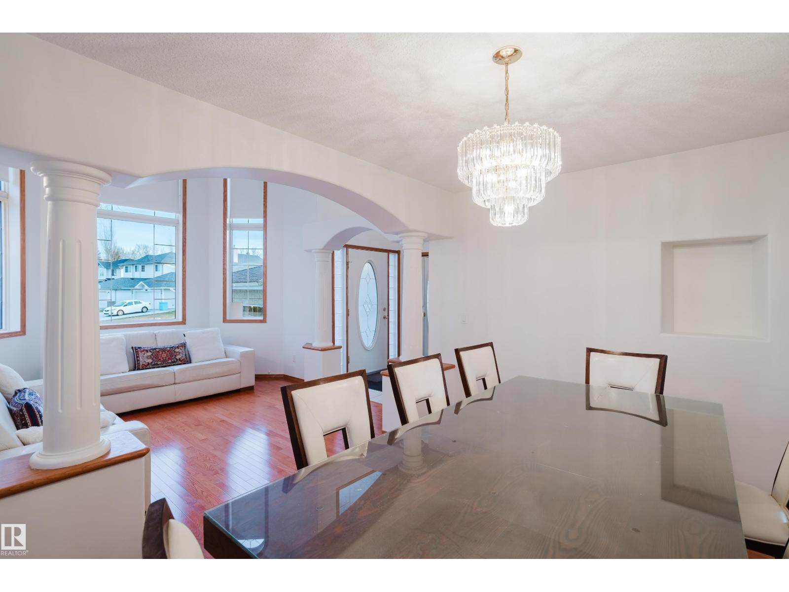 13054 158 AV NW, Edmonton