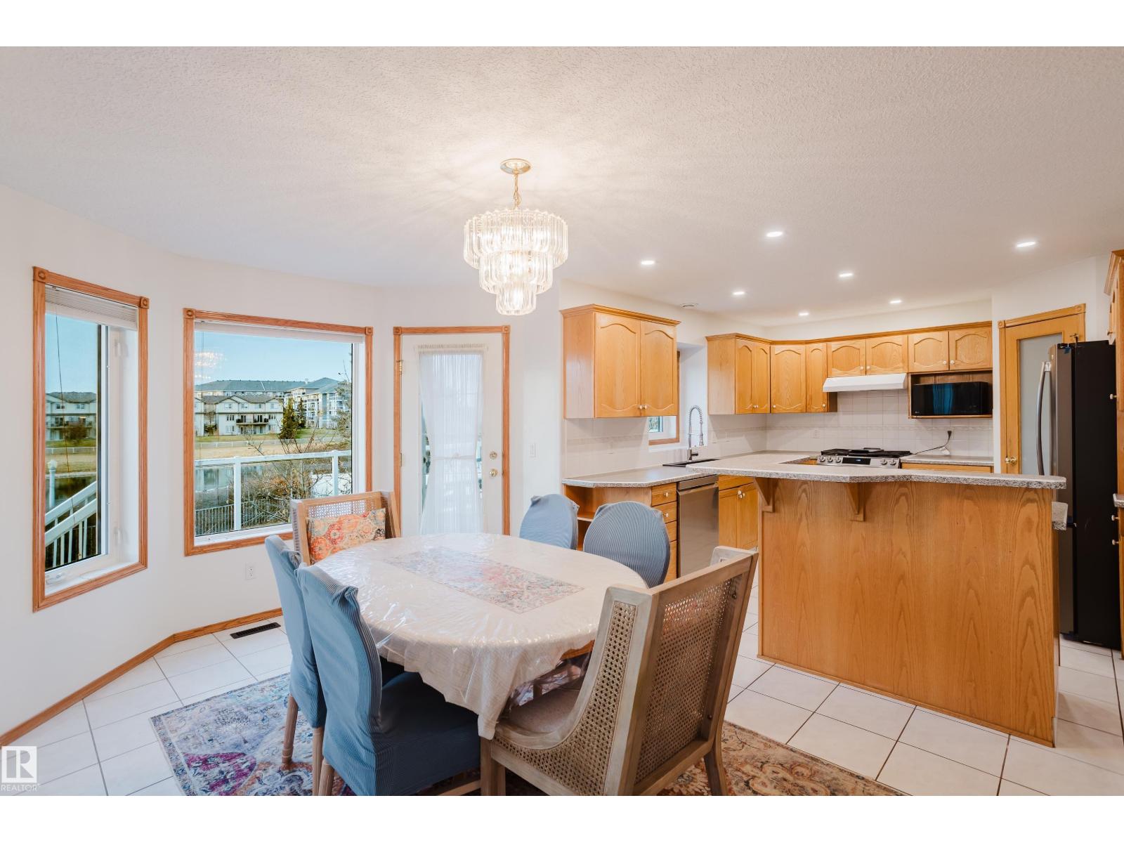 13054 158 AV NW, Edmonton