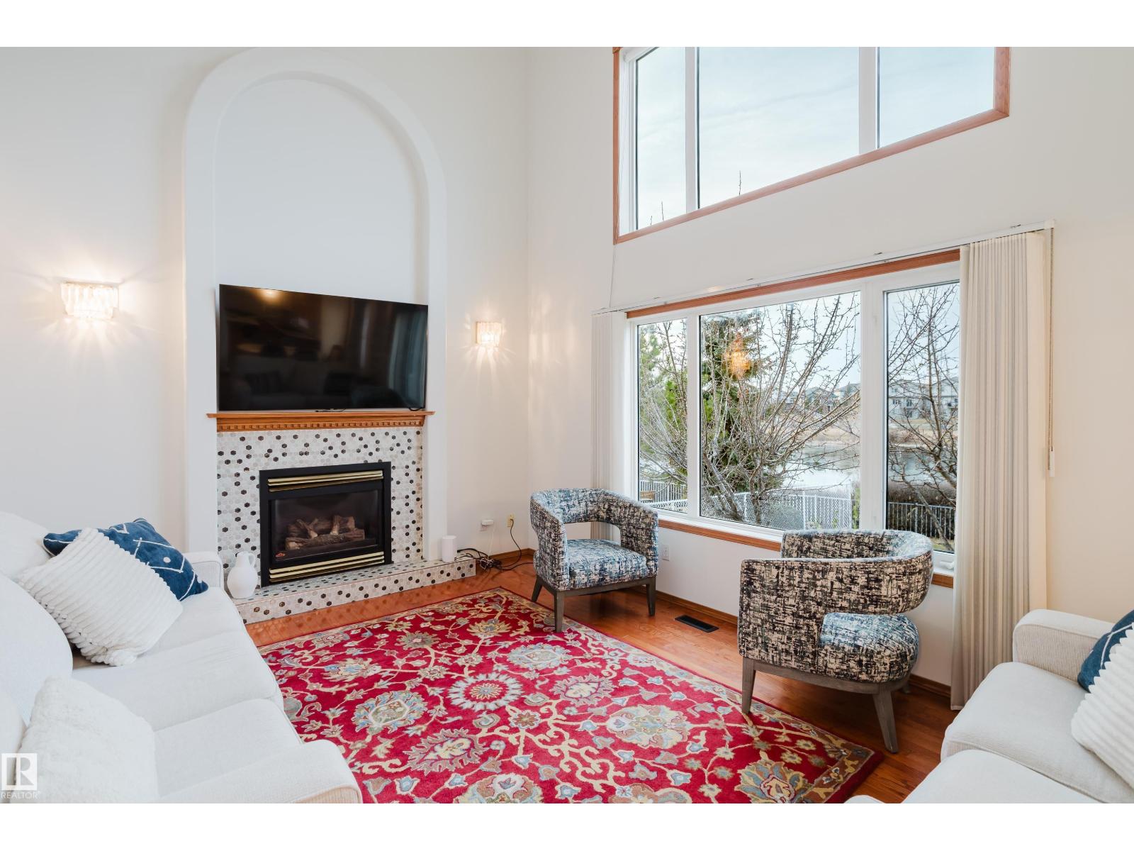 13054 158 AV NW, Edmonton