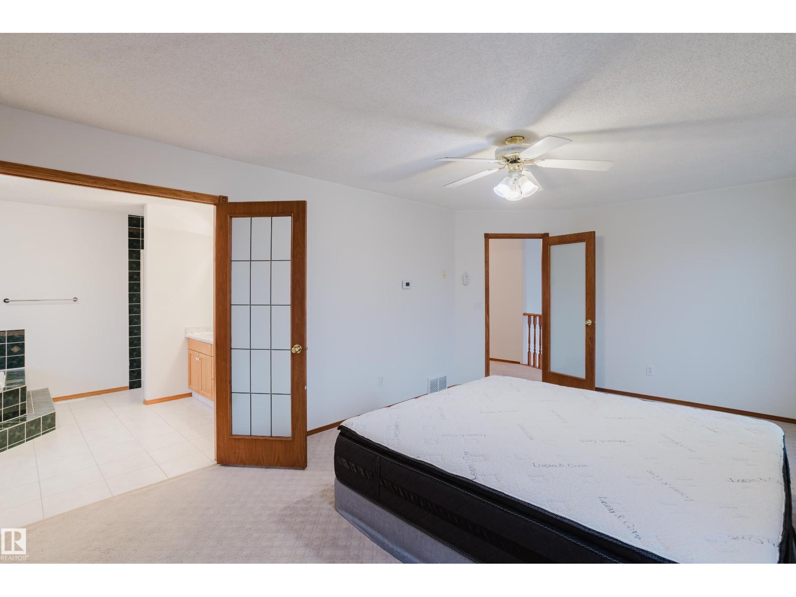 13054 158 AV NW, Edmonton