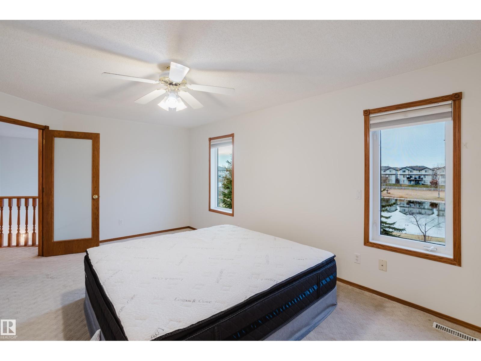 13054 158 AV NW, Edmonton