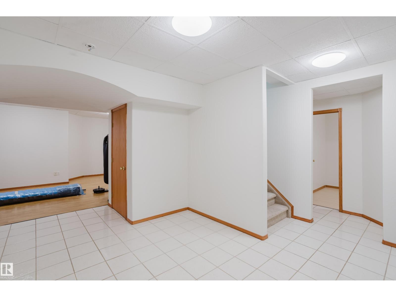 13054 158 AV NW, Edmonton