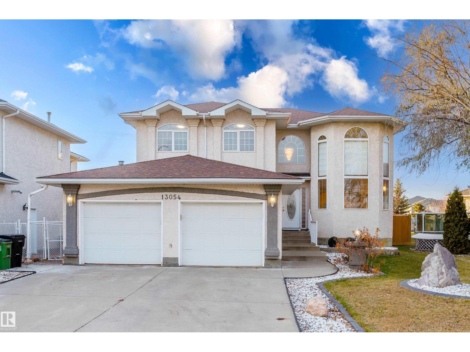 13054 158 AV NW, Edmonton