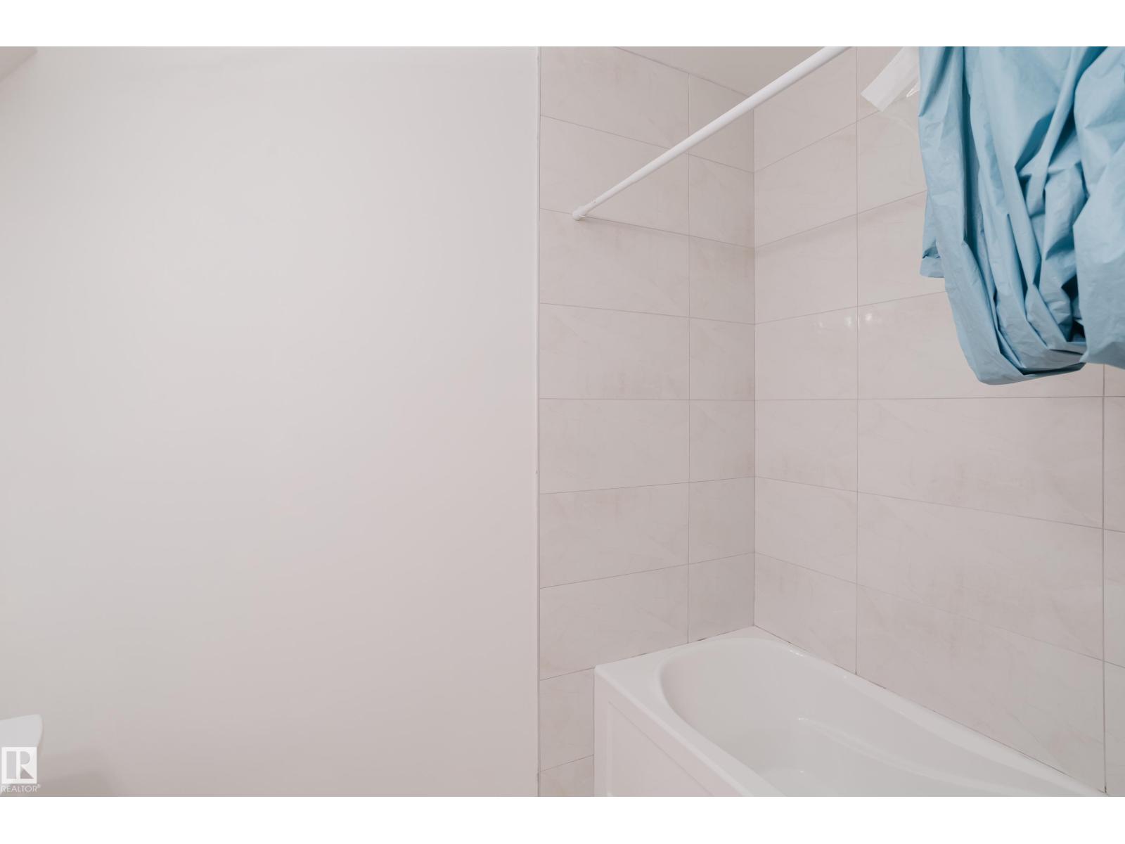 13054 158 AV NW, Edmonton