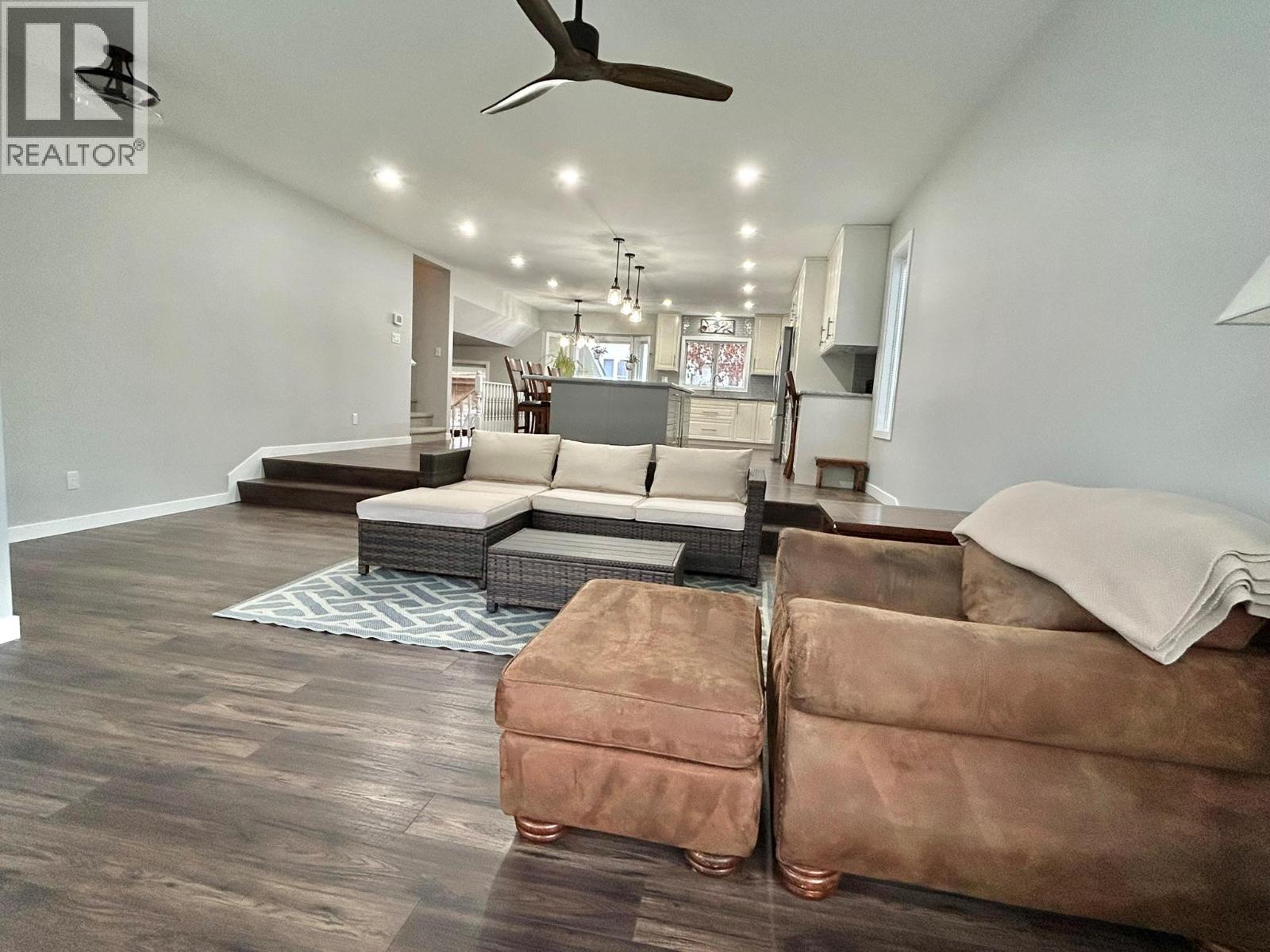 1884 COALSHUTE Road, Grand Forks