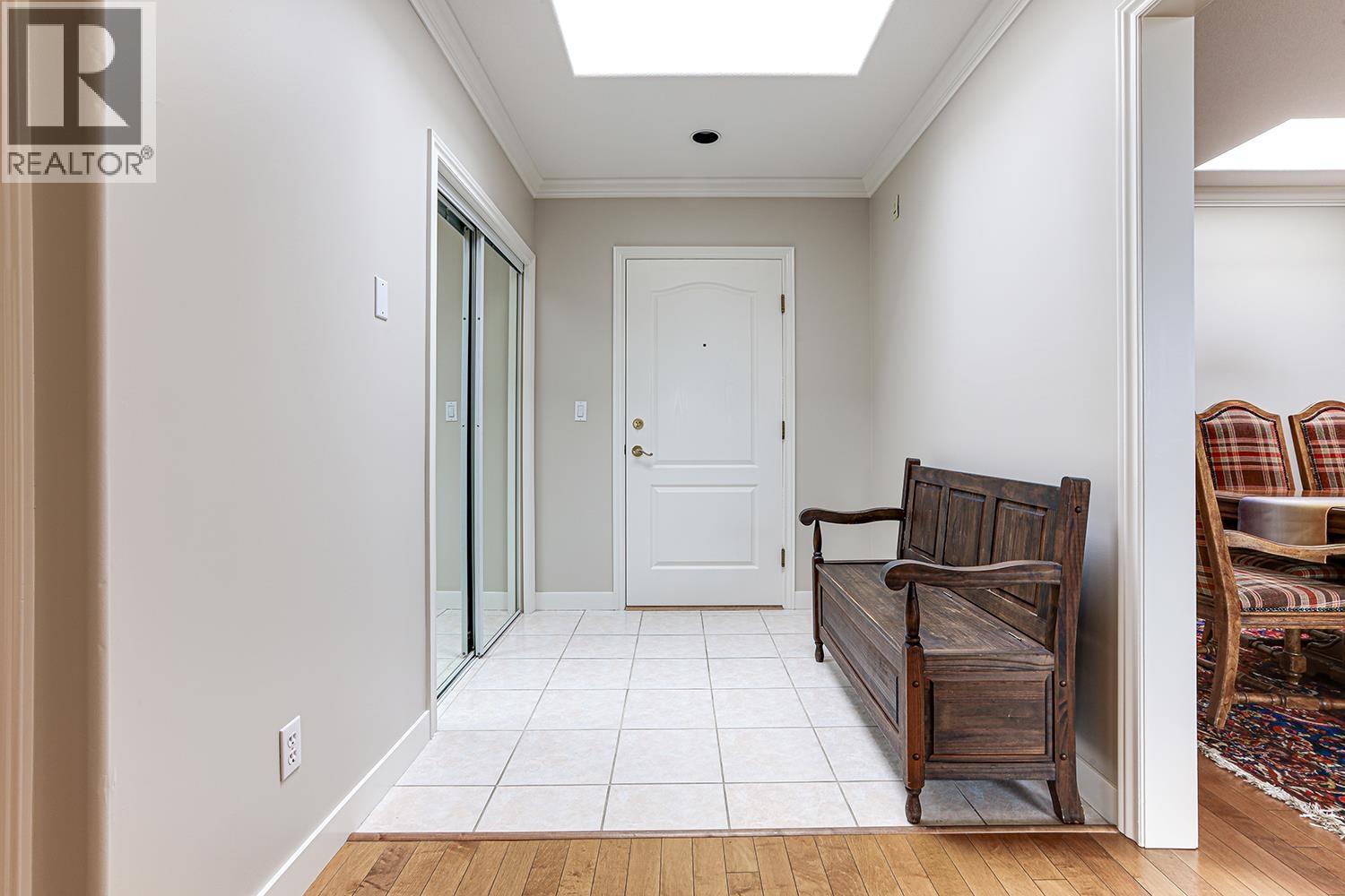 402 5500 13A AVENUE, Delta