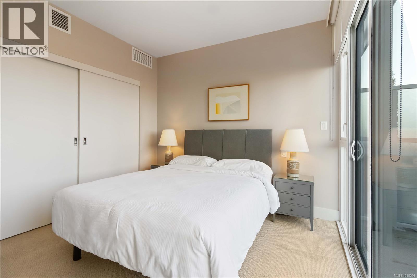 303 83 Saghalie Road, Victoria