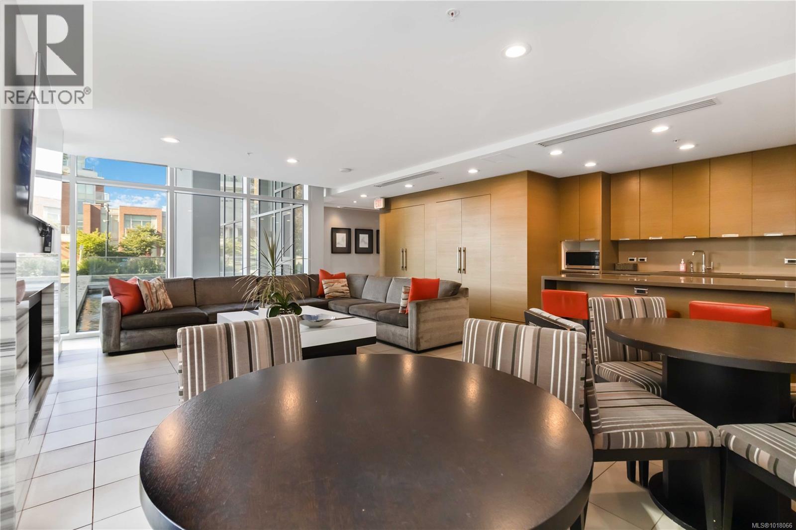 303 83 Saghalie Road, Victoria