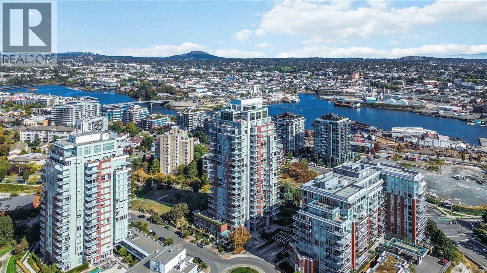 303 83 Saghalie Road, Victoria