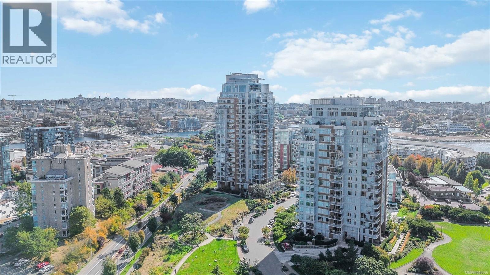 303 83 Saghalie Road, Victoria