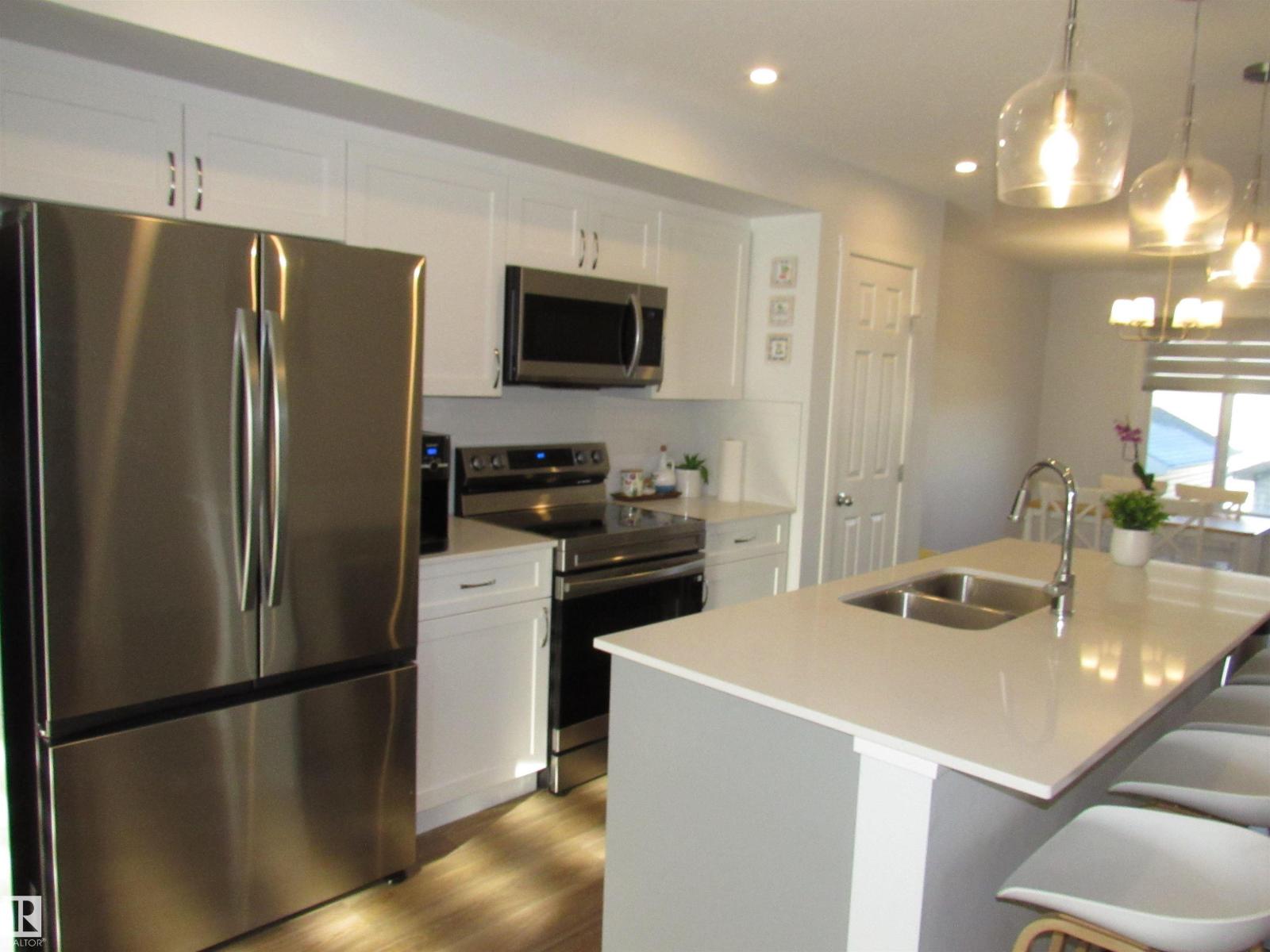 201 SUNLAND WY, Sherwood Park