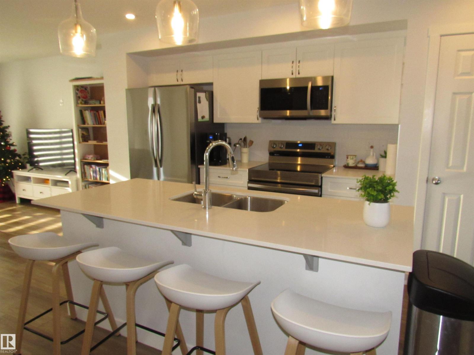 201 SUNLAND WY, Sherwood Park